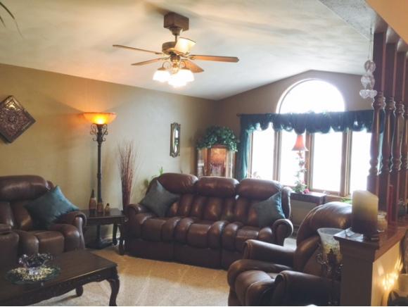 2004 W Capitol Dr, Appleton, WI 54914 photo 5