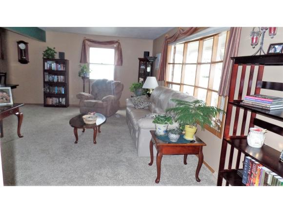 2600 Brookdale Ct, Appleton, WI 54911 photo 4