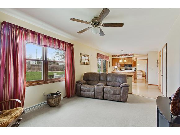 1530 E Janet Ln, Appleton, WI 54915 photo 7