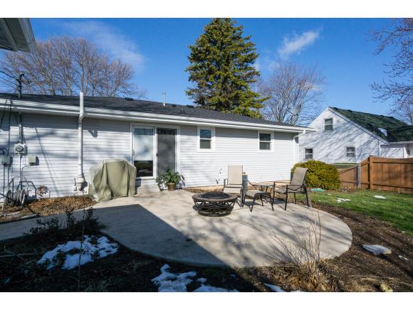 2412 S Telulah Ave, Appleton, WI 54915 photo 16