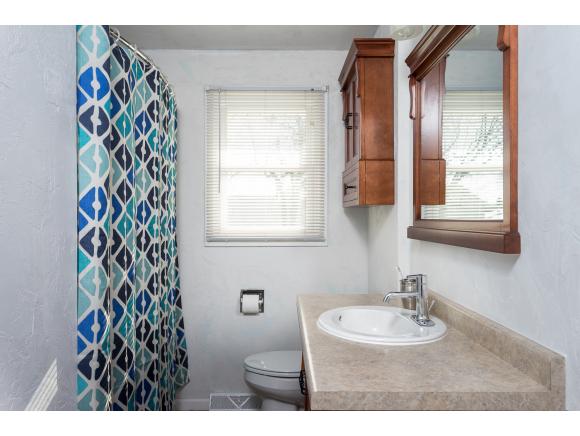 2412 S Telulah Ave, Appleton, WI 54915 photo 11