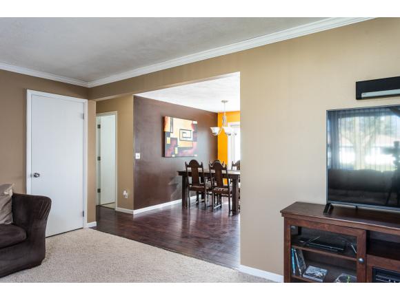 2412 S Telulah Ave, Appleton, WI 54915 photo 4