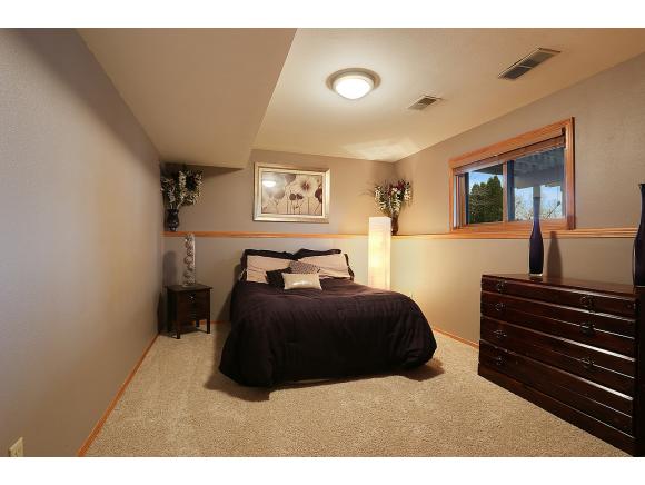 2003 W Capitol Dr, Appleton, WI 54914 photo 12