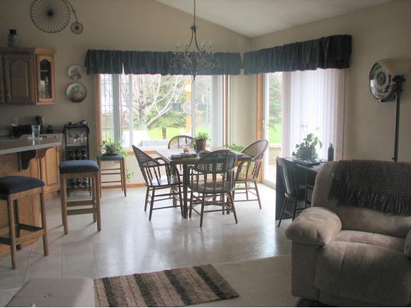 w5660 Jochmann Drive, Appleton, WI 54915 photo 4