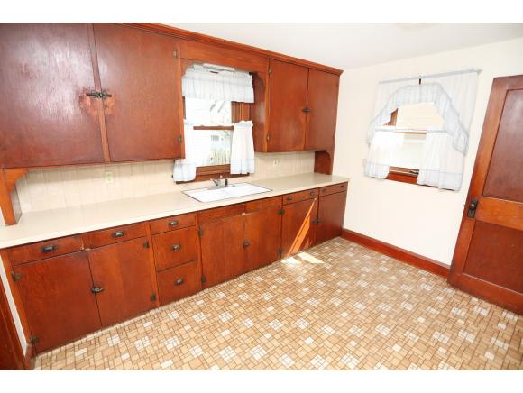 827 W Summer St, Appleton, WI 54914 photo 5