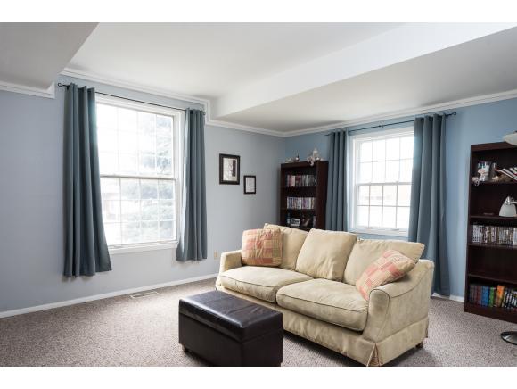 334 E Wisconsin Ave, Appleton, WI 54911 photo 9