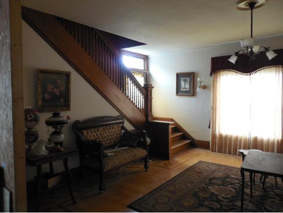 925 E Pacific St, Appleton, WI 54911 photo 2