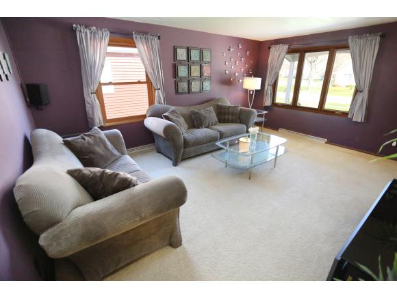 1523 Lorain Ct, Appleton, WI 54914 photo 3