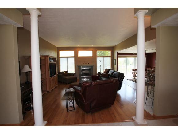 w6955 Hickory Nut Trail, Appleton, WI 54914 photo 4