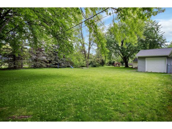 1820 Melody Ln, Appleton, WI 54915 photo 5