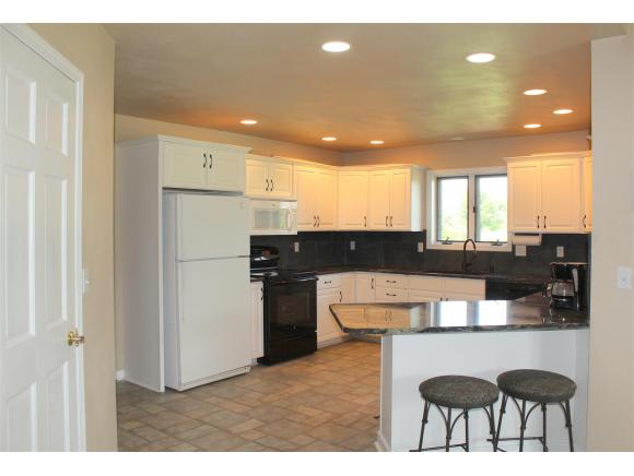 w6985 Hickory Nut Trail, Appleton, WI 54914 photo 4
