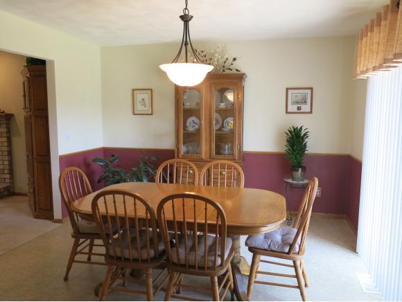 1701 E Melody Ln, Appleton, WI 54913 photo 4
