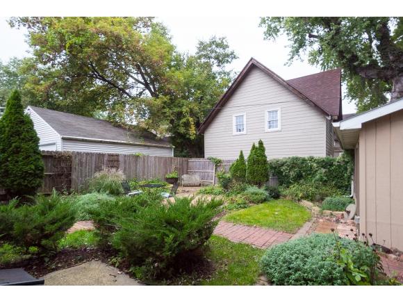 614 3rd St, Appleton, WI 54911 photo 4