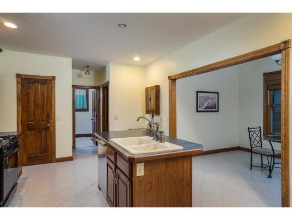 614 3rd St, Appleton, WI 54911 photo 8