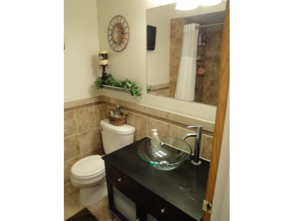 2111 Esther St, Appleton, WI 54915 photo 8