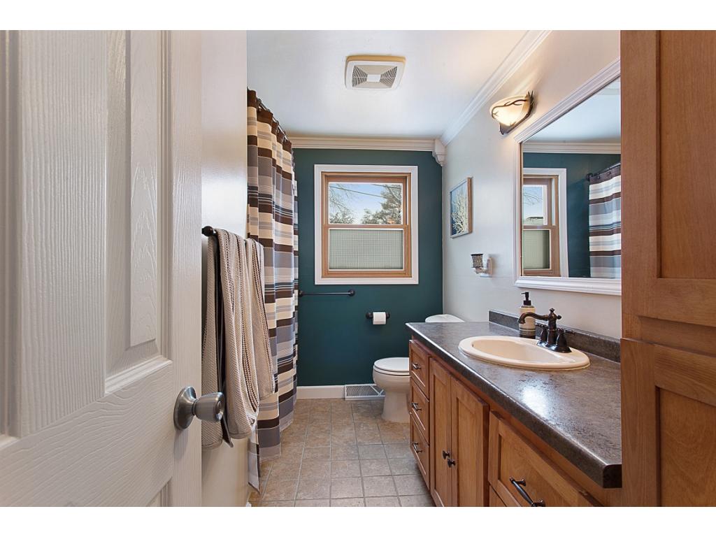 1711 S Walden Ave, Appleton, WI 54915 photo 9