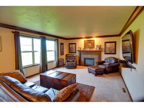 4871 W Corsican Pine Dr, Appleton, WI 54913 photo 2