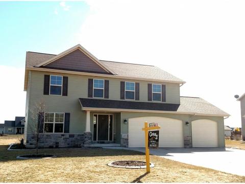 4871 W Corsican Pine Dr, Appleton, WI 54913 photo 1