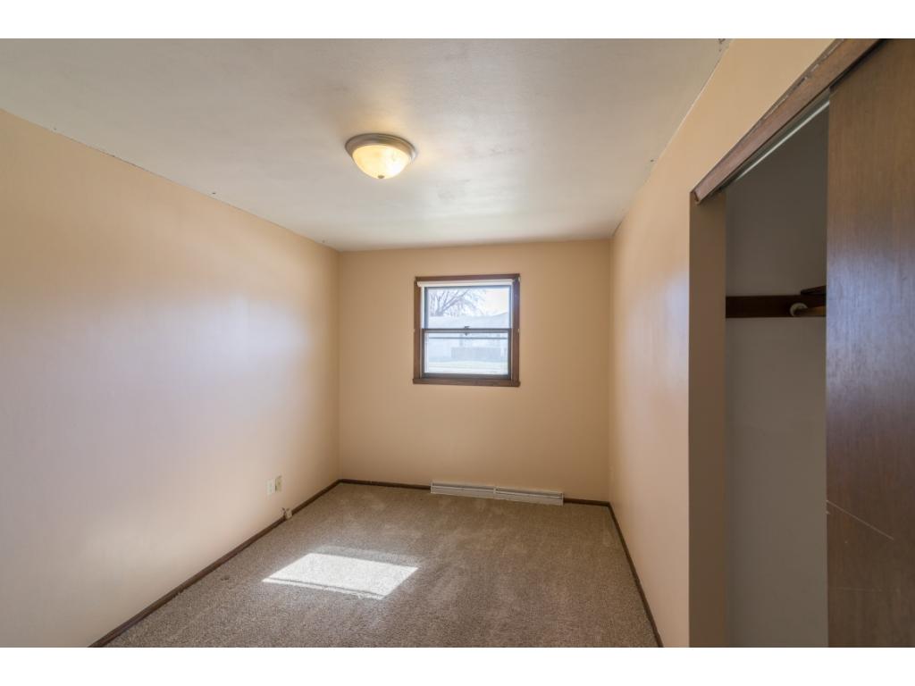 2600 E Henry St, Appleton, WI 54915 photo 6