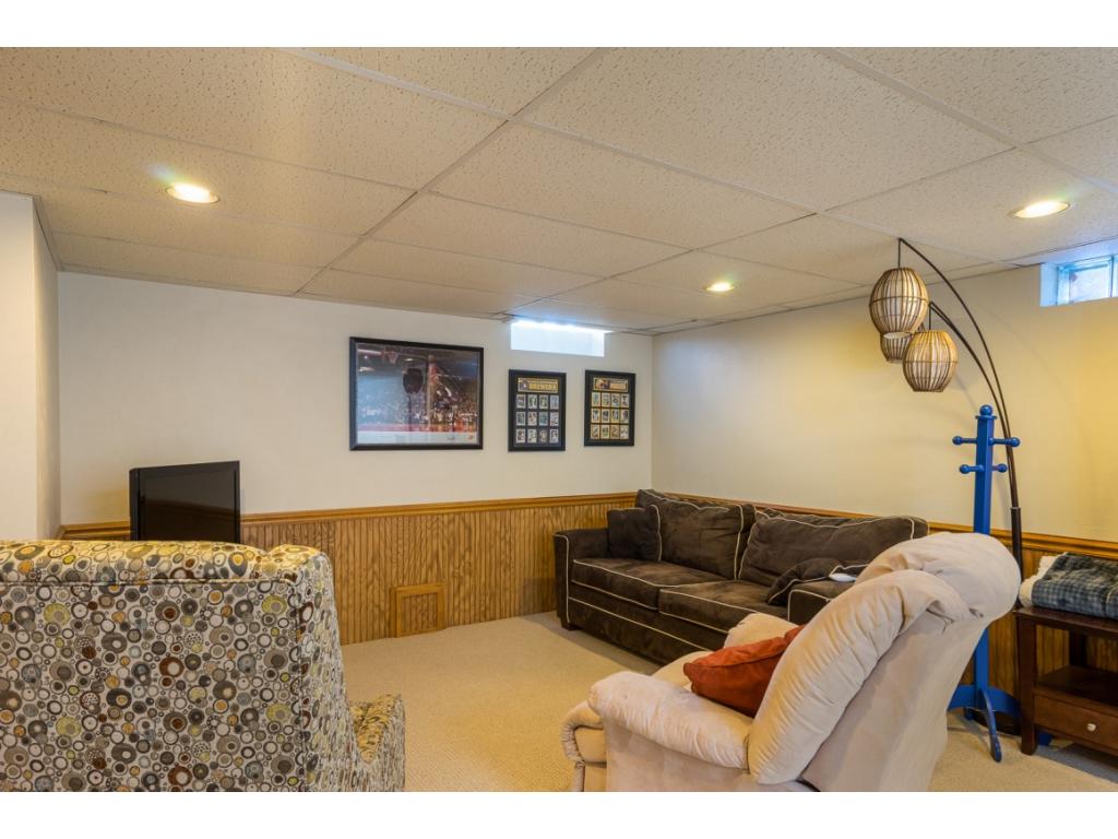 813 E Pershing St, Appleton, WI 54911 photo 17