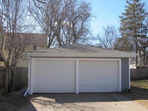 709 W 3rd St, Appleton, WI 54914 photo 4