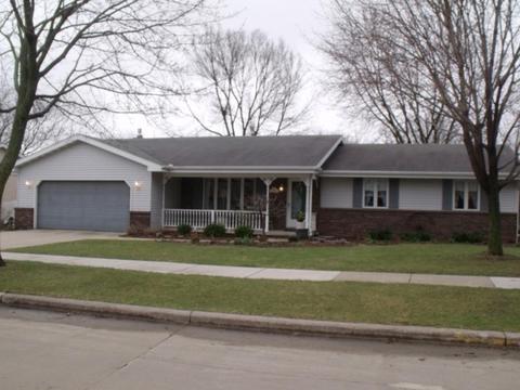 3001 E Lourdes Dr, Appleton, WI 54915 photo 1