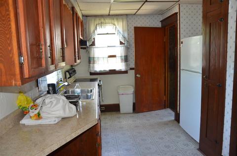 943 E Franklin St, Appleton, WI 54911 photo 6