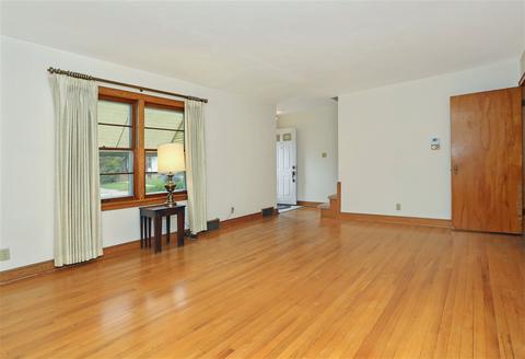512 N Garfield Pl, Appleton, WI 54911 photo 3