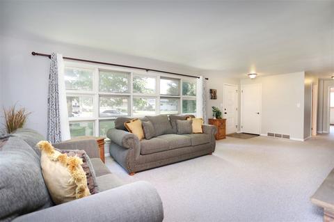 1133 E Glendale Ave, Appleton, WI 54911 photo 3