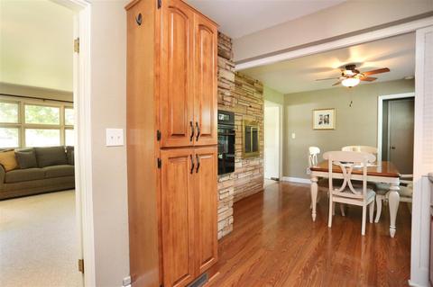 1133 E Glendale Ave, Appleton, WI 54911 photo 7