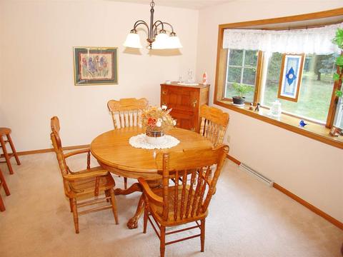 1625 S Sundown Ln, Appleton, WI 54915 photo 10