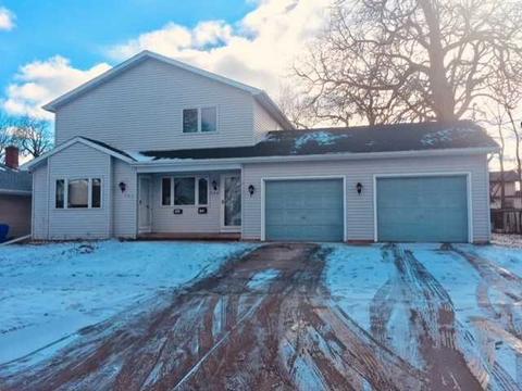 721 W 3rd St, Appleton, WI 54914 photo 1