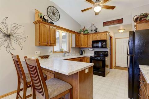 w5553 Amy Avenue, Appleton, WI 54915 photo 8