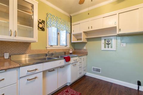 206 N Meade St, Appleton, WI 54911 photo 4