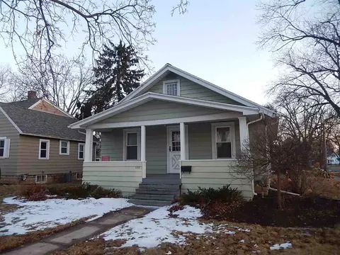 833 W Summer St, Appleton, WI 54914 photo 1