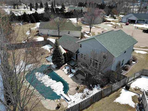 1516 E Bedford Ln, Appleton, WI 54915 photo 2