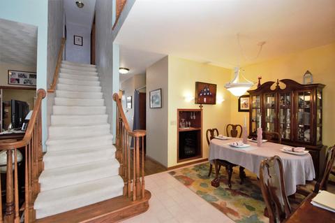 1516 E Bedford Ln, Appleton, WI 54915 photo 4