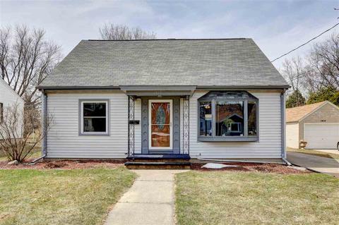 1419 S Kernan Ave, Appleton, WI 54915 photo 1