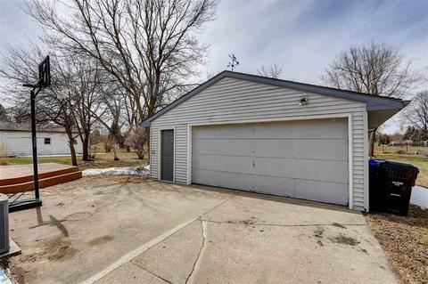 1419 S Kernan Ave, Appleton, WI 54915 photo 4