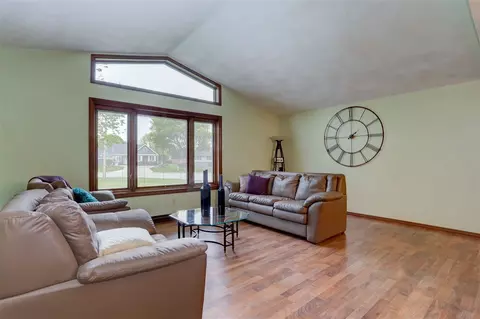 2110 W Applegate Dr, Appleton, WI 54914 photo 7