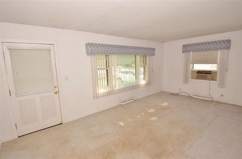 1425 S Kernan Ave, Appleton, WI 54915 photo 4