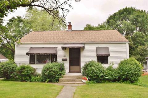 1425 S Kernan Ave, Appleton, WI 54915 photo 1