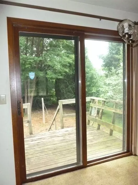3040 E Canary St, Appleton, WI 54915 photo 9
