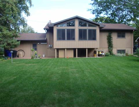 2619 S Greenview St, Appleton, WI 54915 photo 2