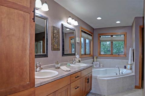 2514 Hazelnut Ln, Appleton, WI 54915 photo 24