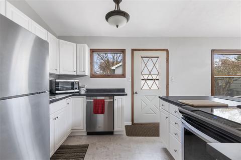 1018 S Weimar St, Appleton, WI 54915 photo 4