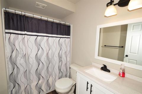 1411 W 8th St, Appleton, WI 54914 photo 4