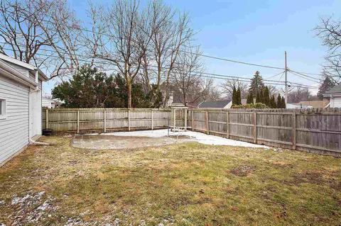 1513 Lorain Ct, Appleton, WI 54914 photo 4