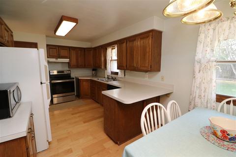 1032 E Park Hills Dr, Appleton, WI 54915 photo 8