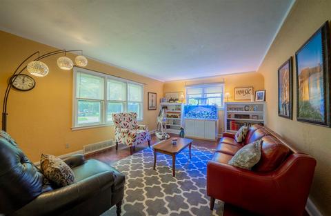 820 W 4th St, Appleton, WI 54914 photo 9